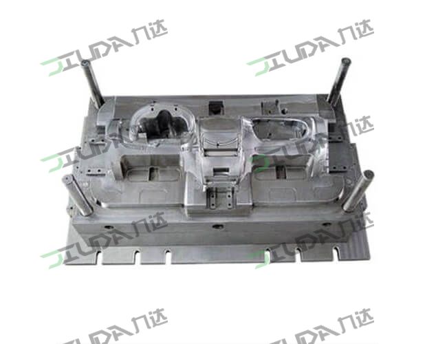 Stamping die and hardware stamping overview and origin